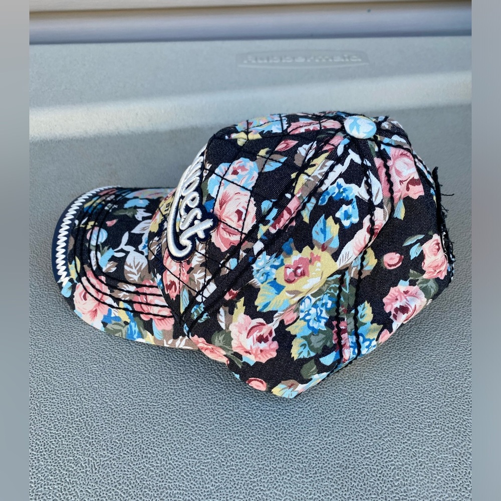 Robin Ruth Budapest Multicolor Adjustable Snapback Cap/Hat - Picture 2 of 8